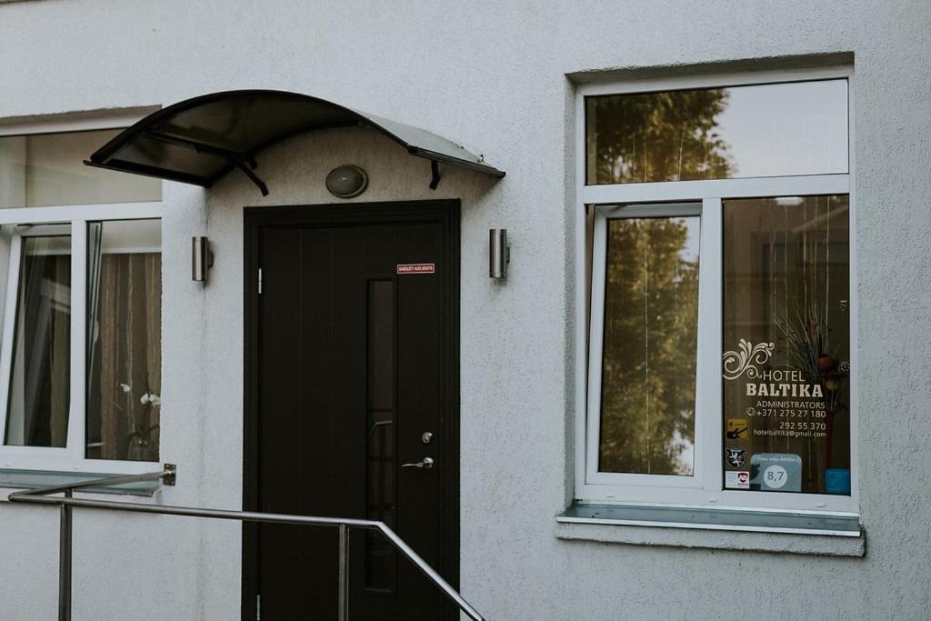Guest House Baltika 벤츠필스 외부 사진